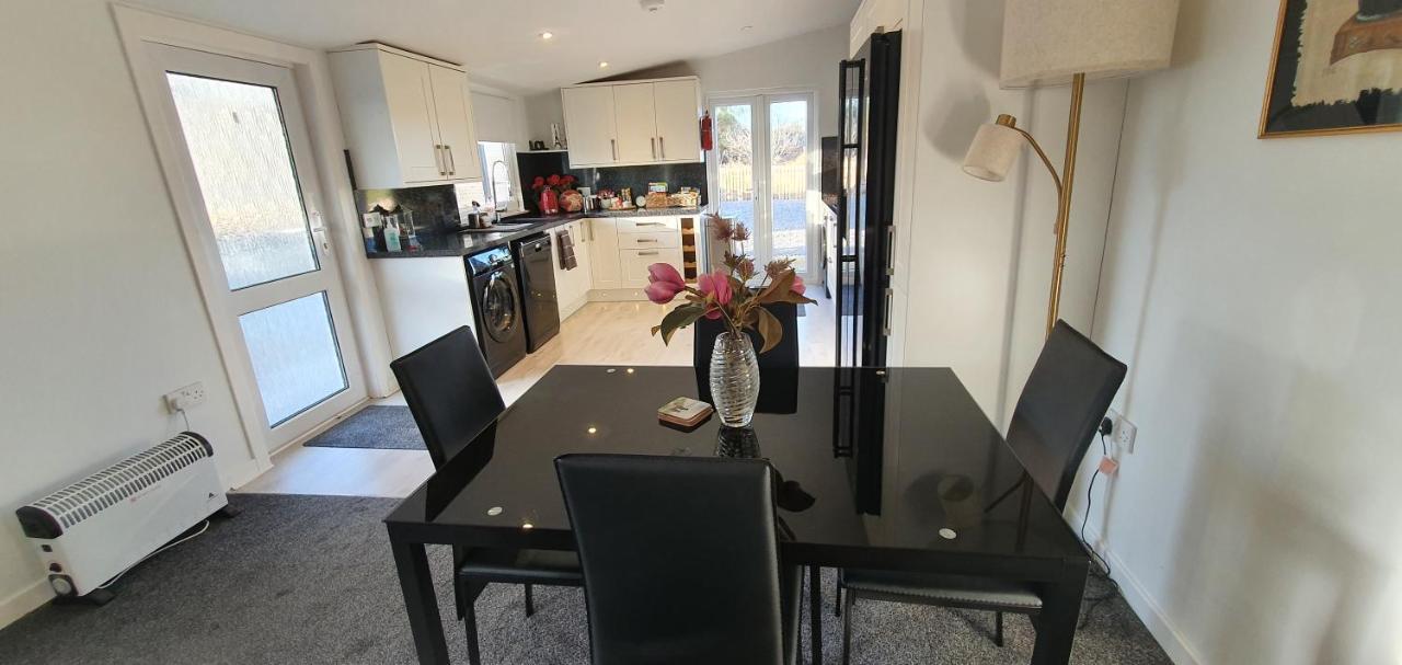 Spacious Well Equipped Chalet Bungalow Close To Nairn, Auldearn Kültér fotó